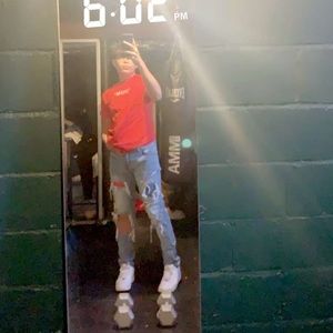 Meet your Posher, Logan